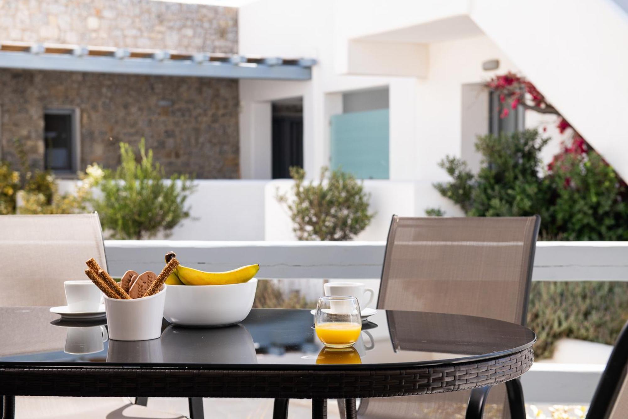 Hosting Moments Private Pool Holiday Home Áno Merá Kültér fotó